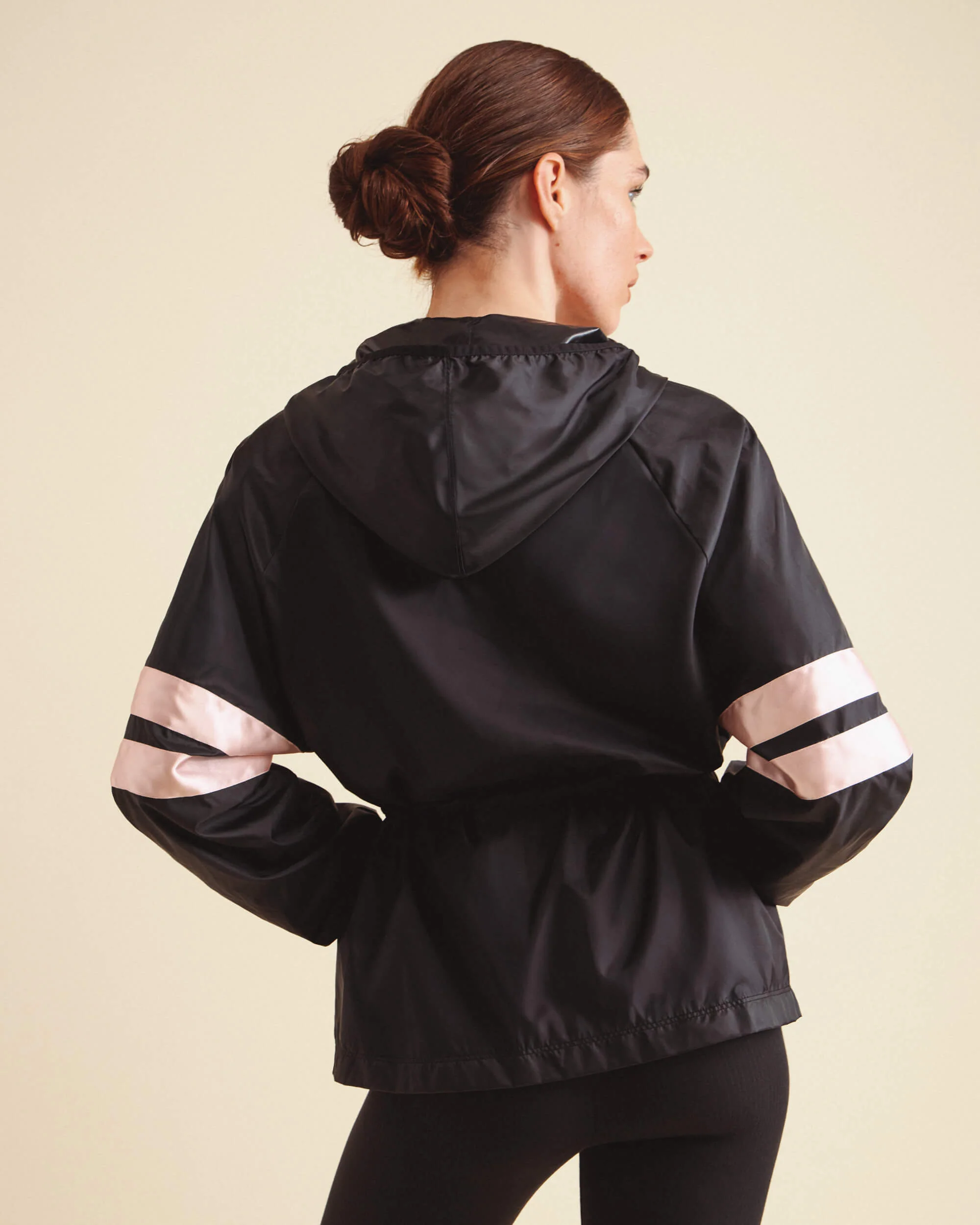 Veste légère en satin signature